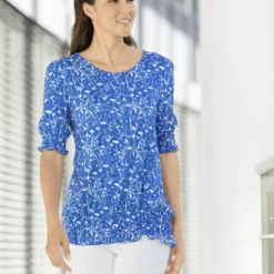 Bezauberndes Shirt Mit Smokverarbeitung