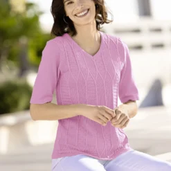 Pulli Mit Streckender Struktur