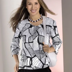 Tunika Mit Hübscher Fältelung Am Ausschnitt